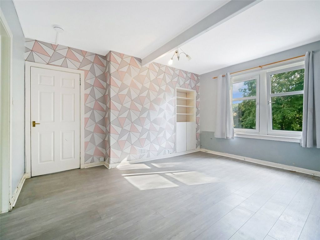 Property photo 2 of 20 Picture No. 06