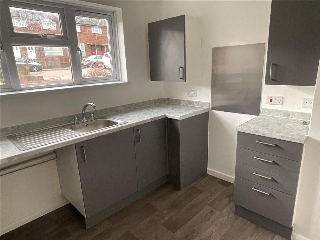 Property photo 3 of 4 Kitchen