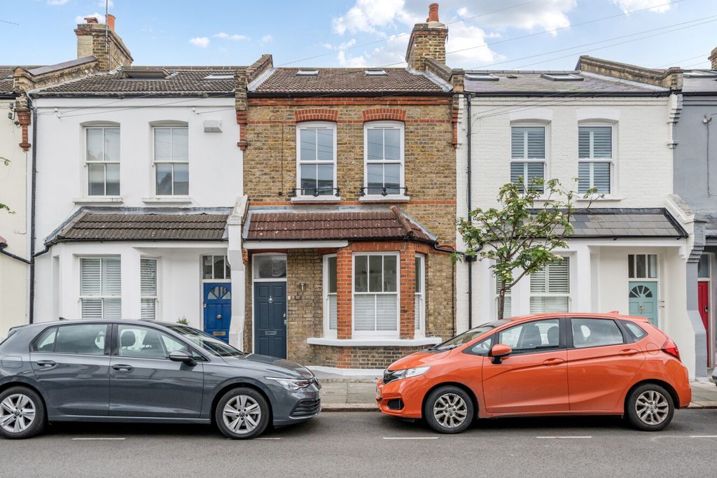 Property photo 1 of 13 1465047-1-6A0B36c...