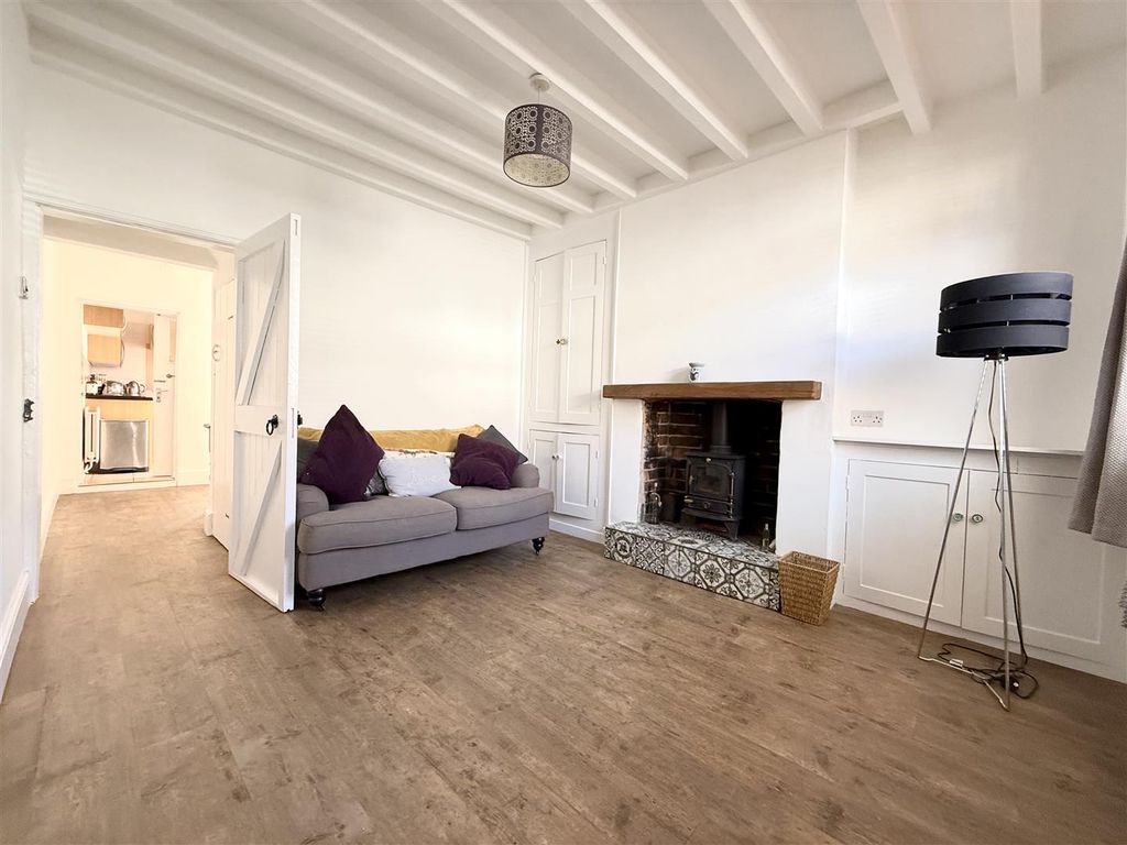 Property photo 2 of 17 2