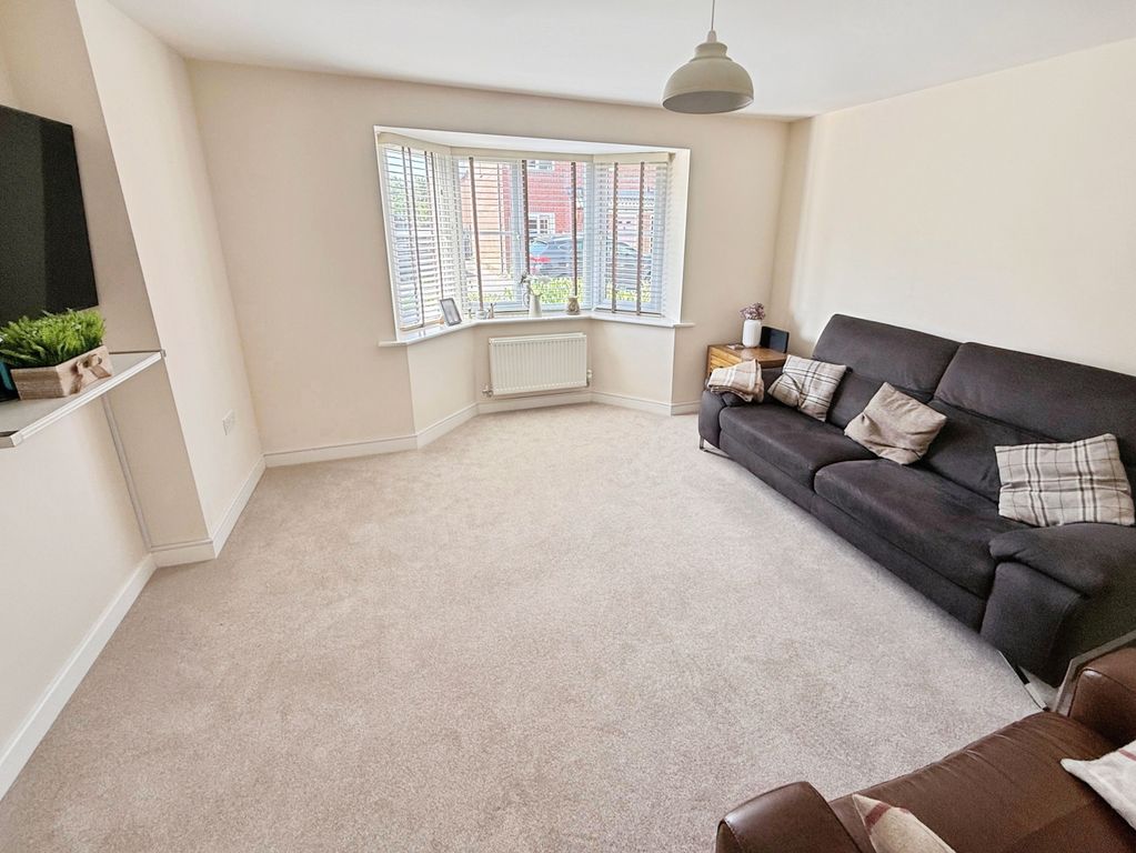 Property photo 3 of 22 Gallery