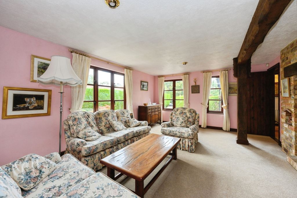 Property photo 3 of 21 Picture No. 22