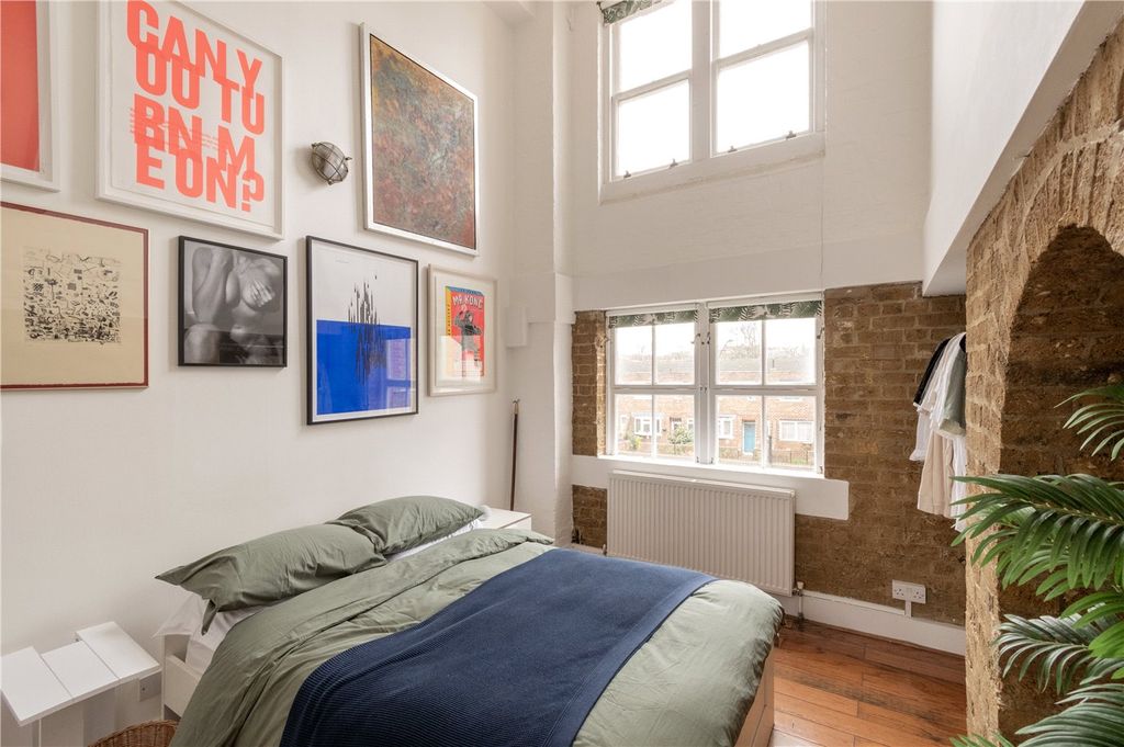 Property photo 3 of 13 Picture No. 30