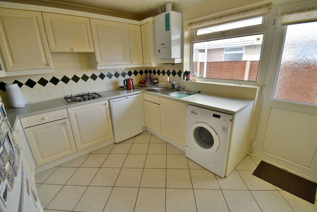 Property photo 3 of 15