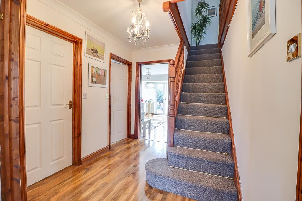 Property photo 2 of 24 Entrance Hall