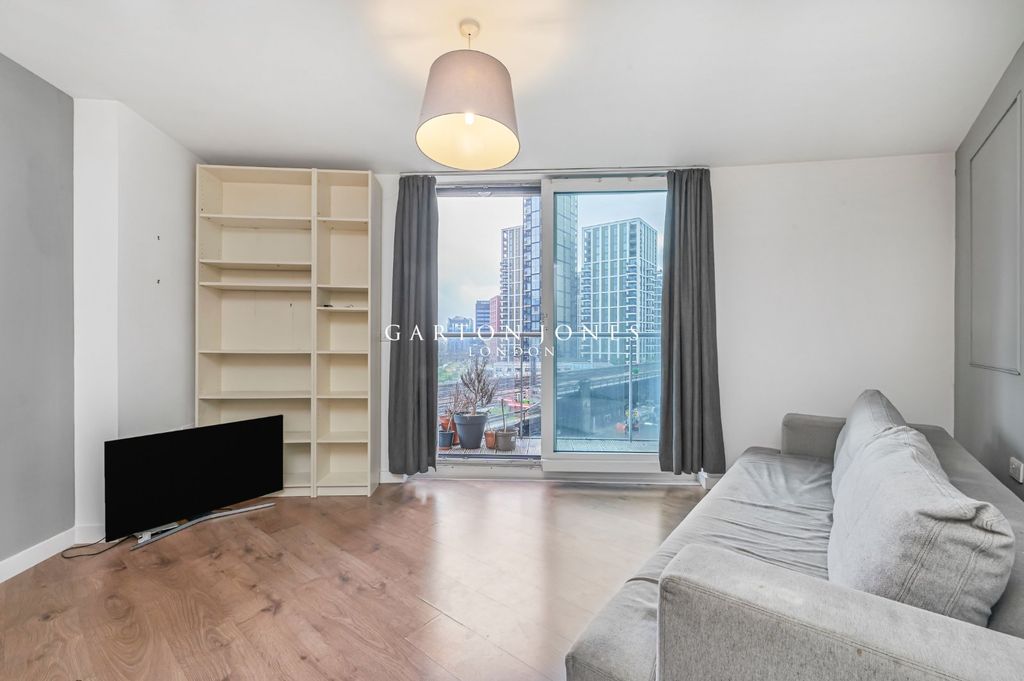 Property photo 3 of 18 Picture No. 05