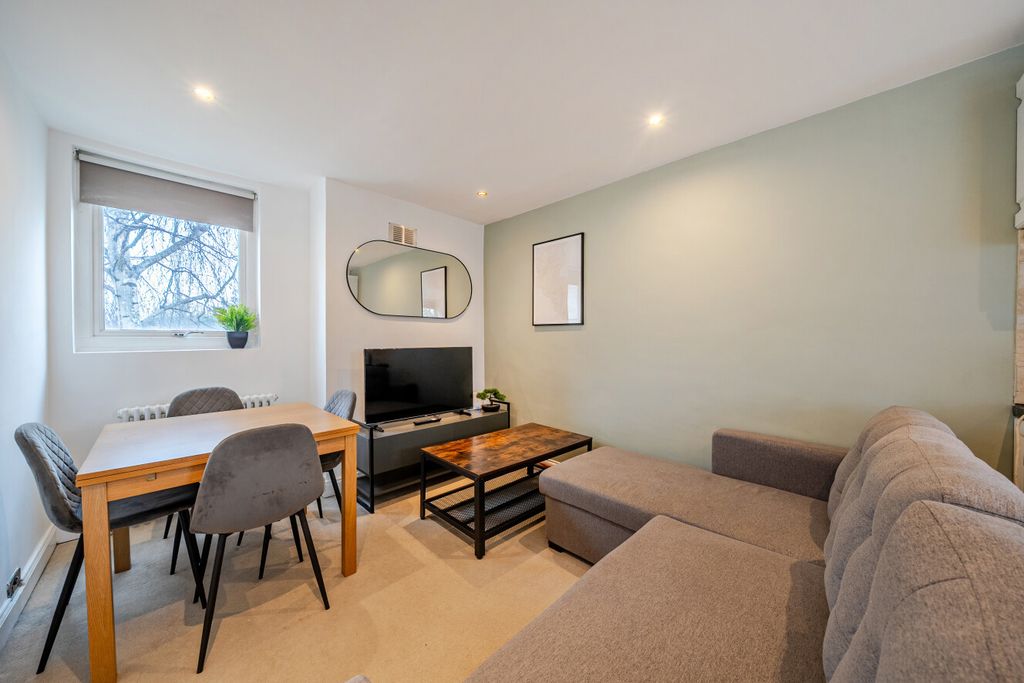 Property photo 2 of 12 1418287-4-699c28A...