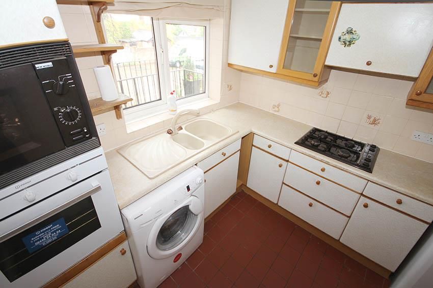 Property photo 3 of 8