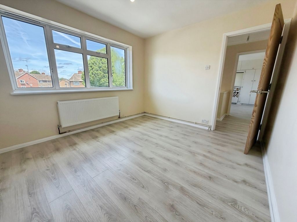 Property photo 1 of 12 5Bb8Cbf3-Img_3753