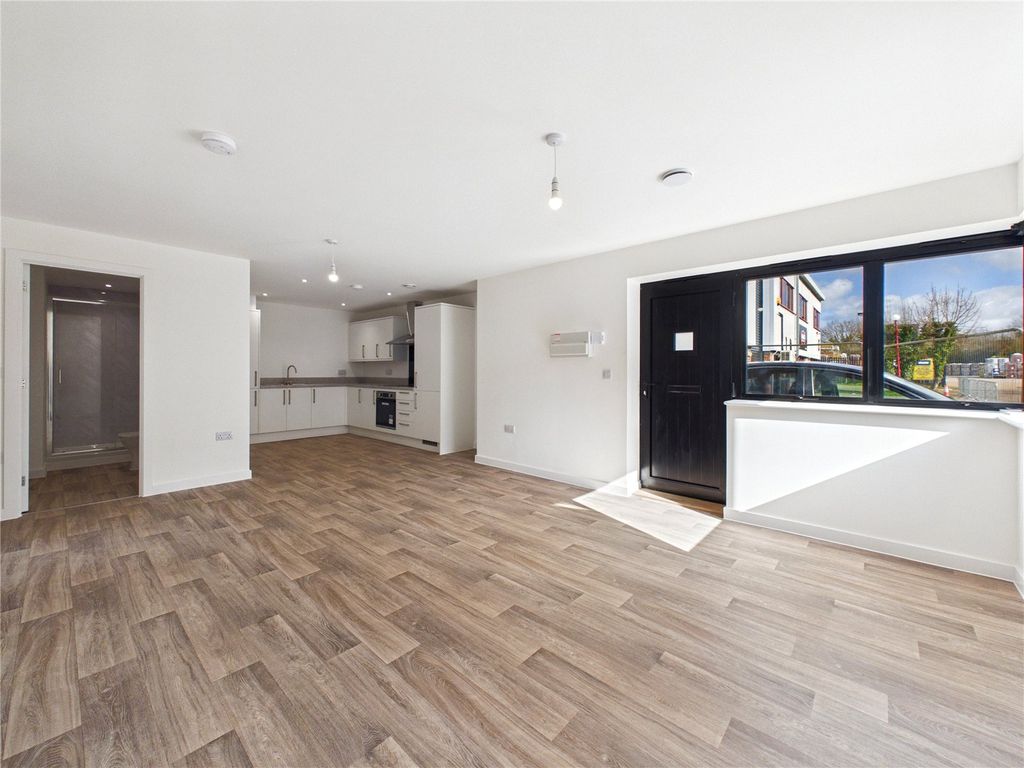 Property photo 3 of 11 Picture No. 04