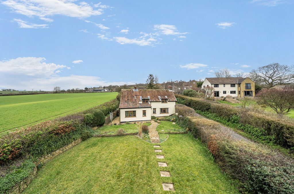 Property photo 1 of 22 1410901-1-698A003...