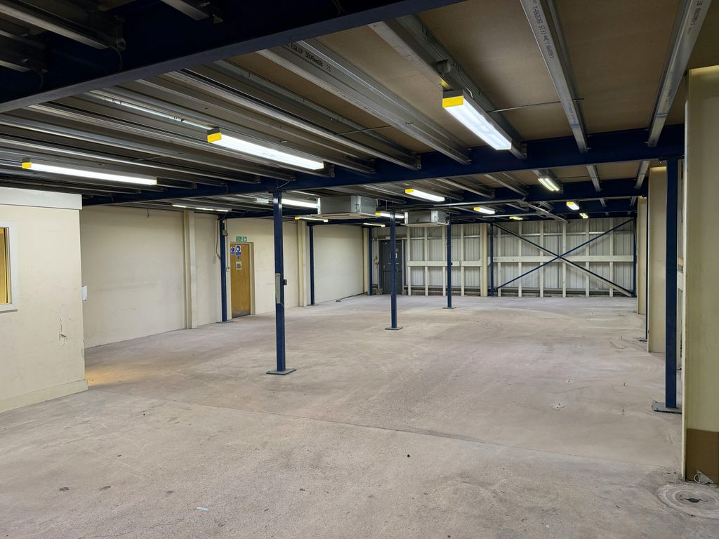 Property photo 3 of 11 P5.Jpeg