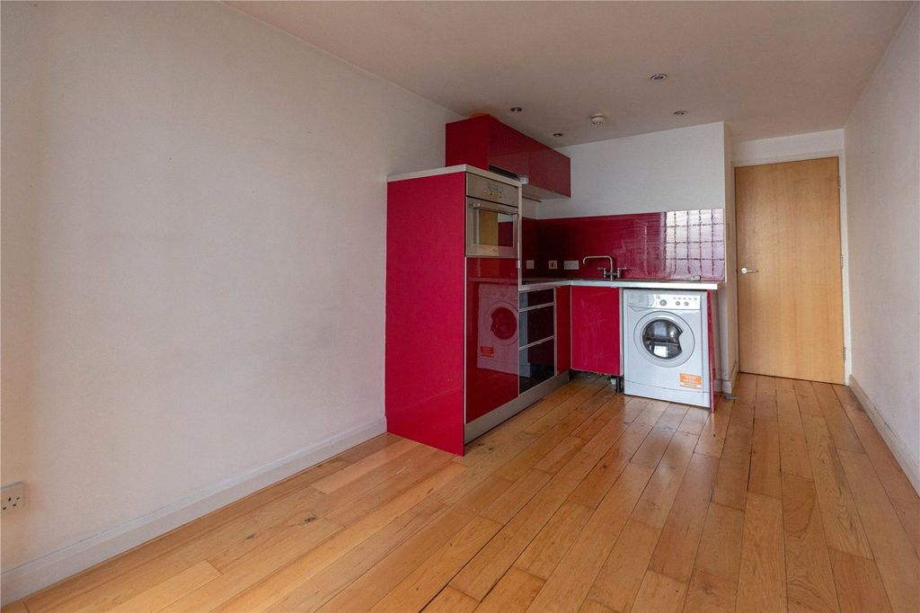 Property photo 1 of 12 Picture No. 22