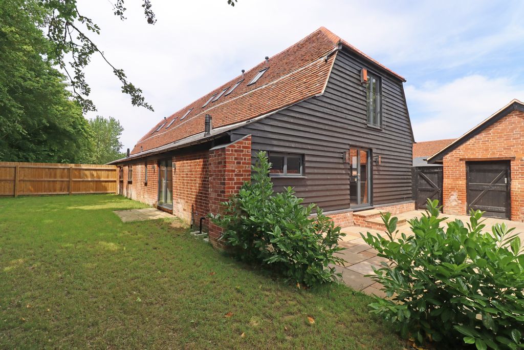 Property photo 1 of 29 Img_1502