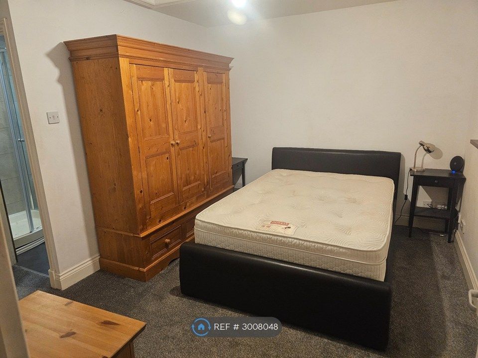 Property photo 3 of 7 £950 + £150 To Cover All Bills £1100