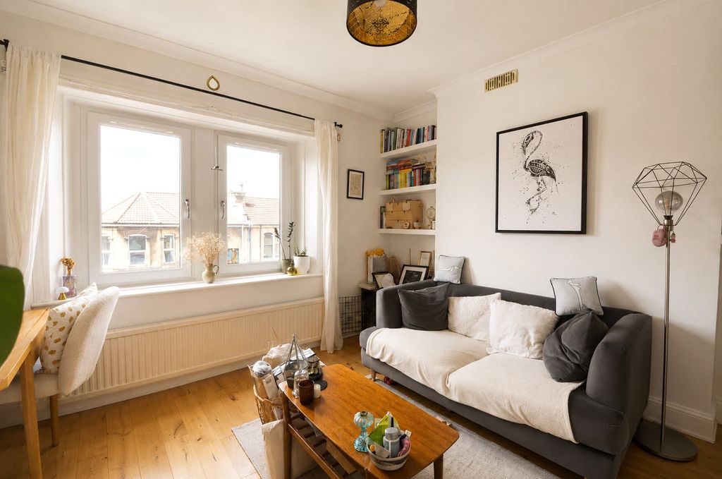 Property photo 1 of 6 Picture No. 07