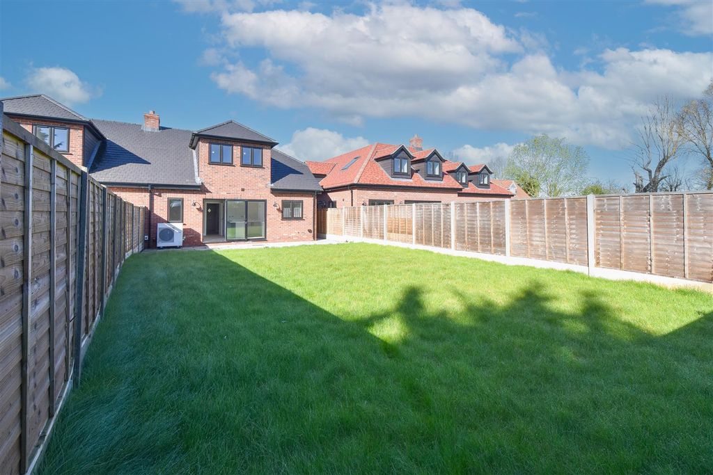 Property photo 1 of 9 Dsc_0107-2.Jpg