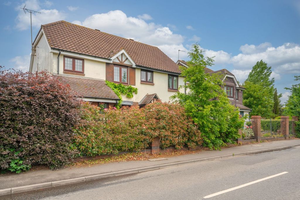 Property photo 3 of 15