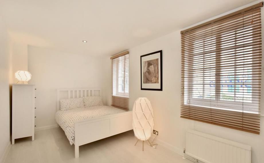 Property photo 3 of 4 52 Portsea Hall 3 21.01 .Png