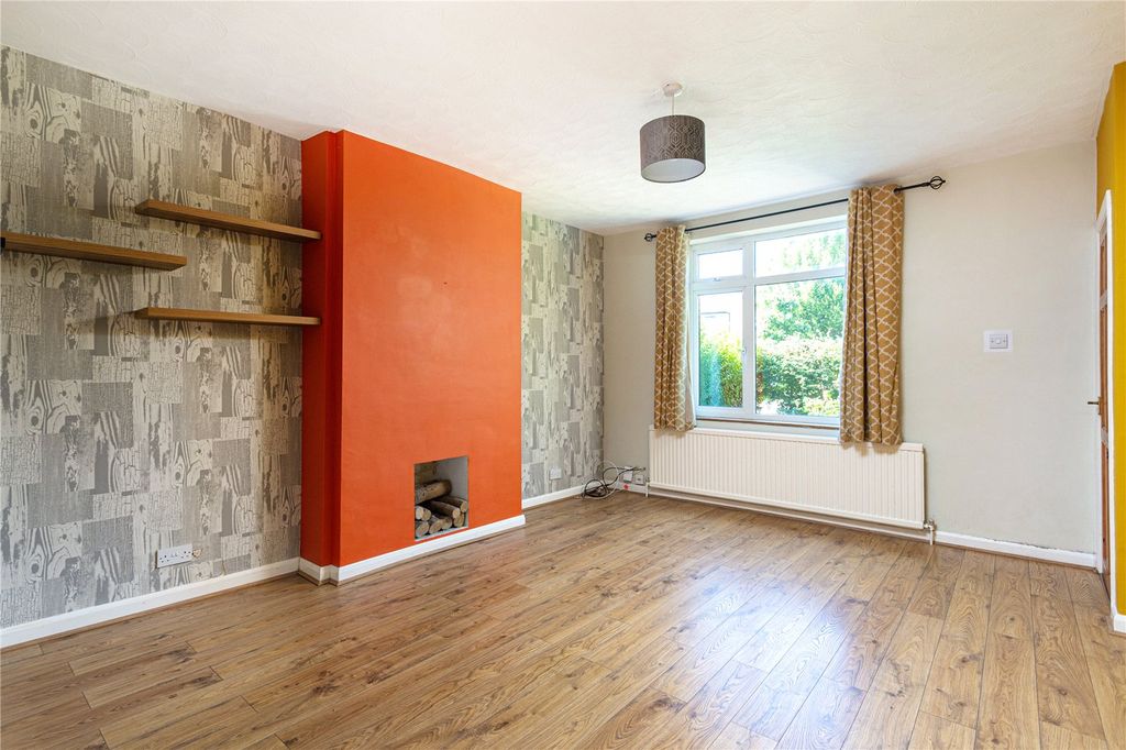 Property photo 2 of 15 Photos