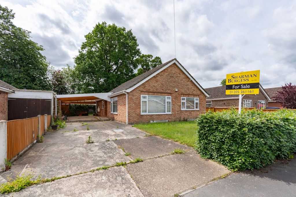 Property photo 1 of 11