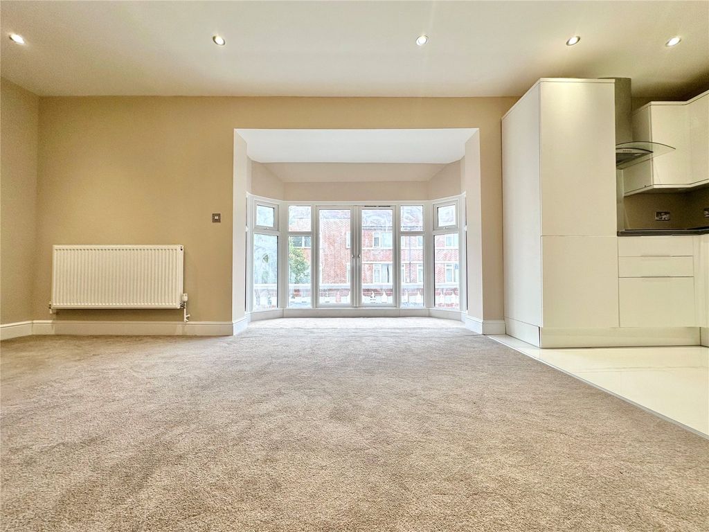 Property photo 3 of 9 Picture No. 03