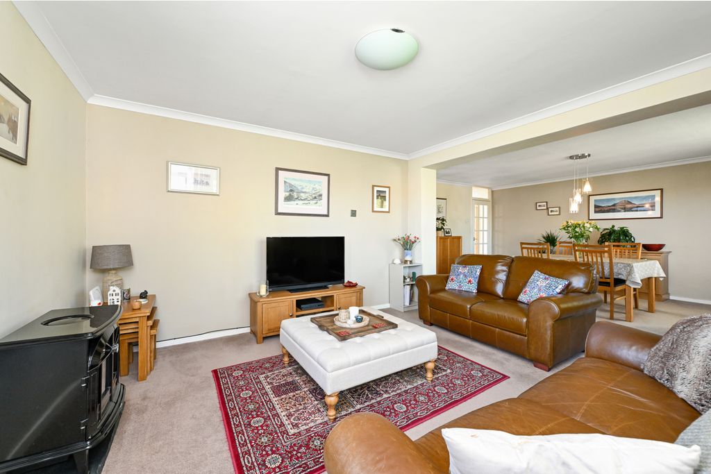 Property photo 3 of 19 Property Image 3