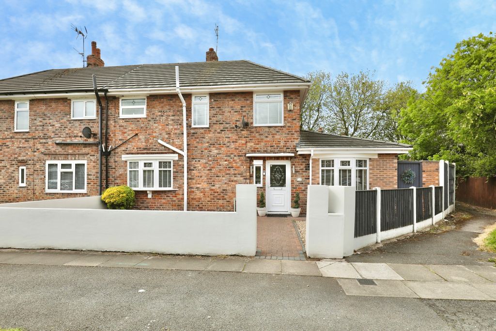 Property photo 1 of 15