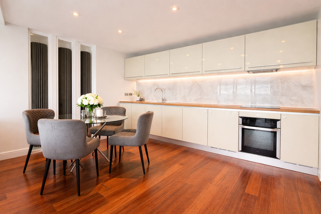 Property photo 2 of 7 Gallery