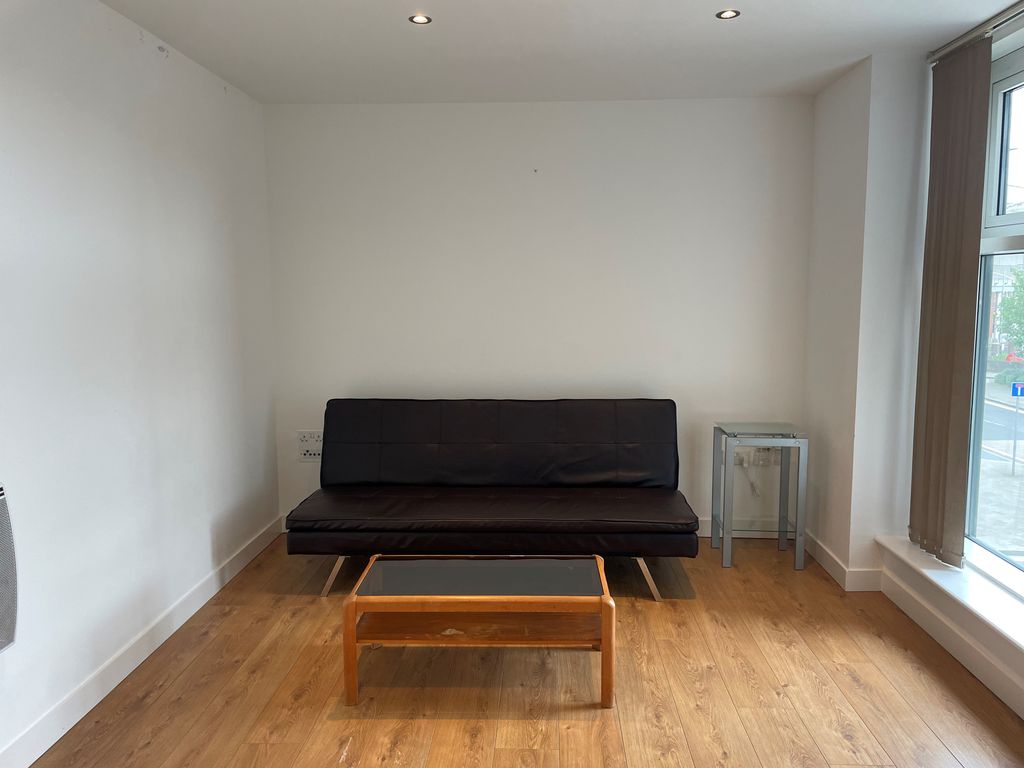 Property photo 2 of 7