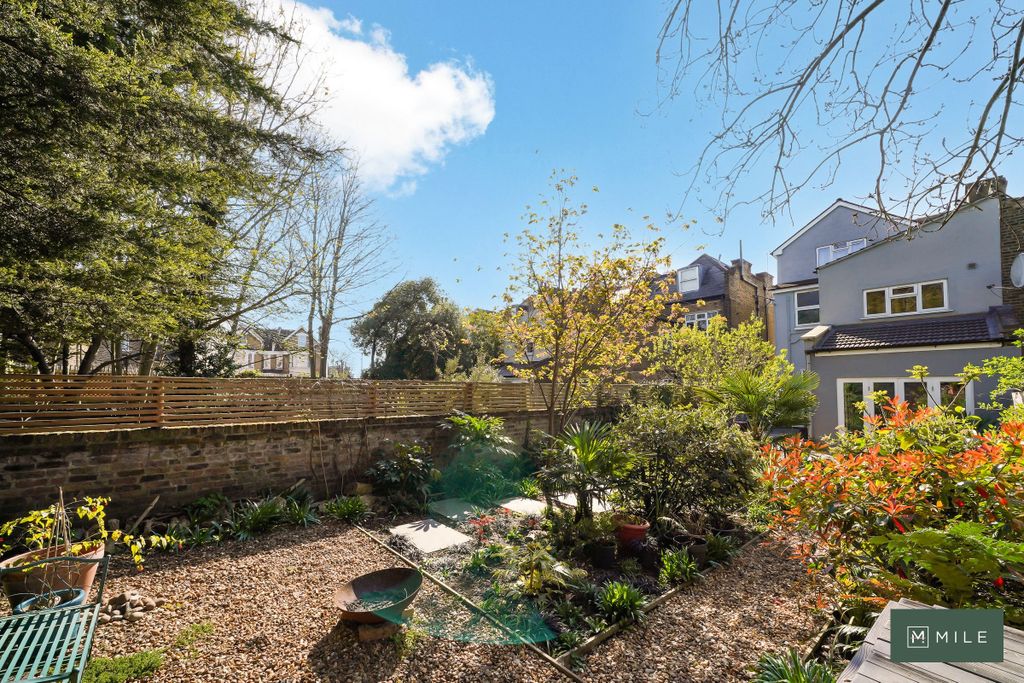 Property photo 3 of 18 Flat A, 21 Park Road - 6Af5Mhbhhuhpdoh4Zmj5