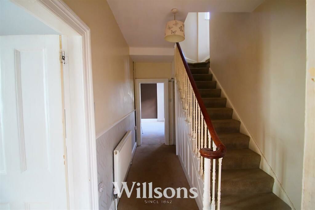 Property photo 3 of 25