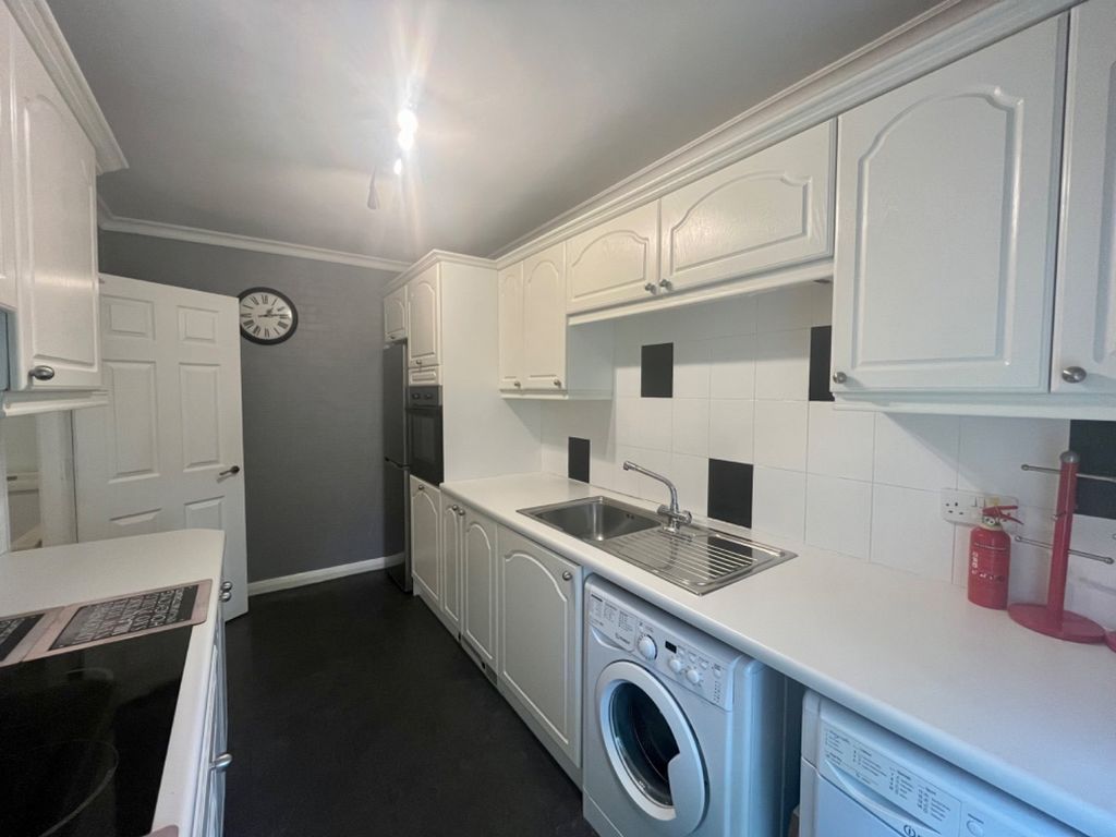 Property photo 2 of 21 3399932