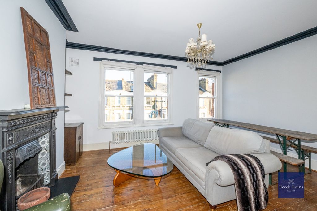 Property photo 2 of 11 Reception