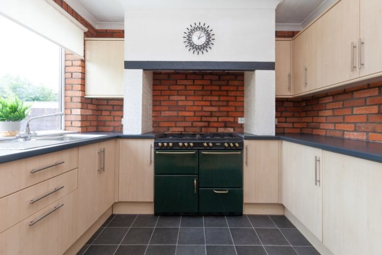 Property photo 2 of 9 226743-Std