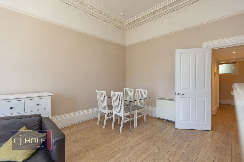 Property photo 3 of 12 Picture No. 20