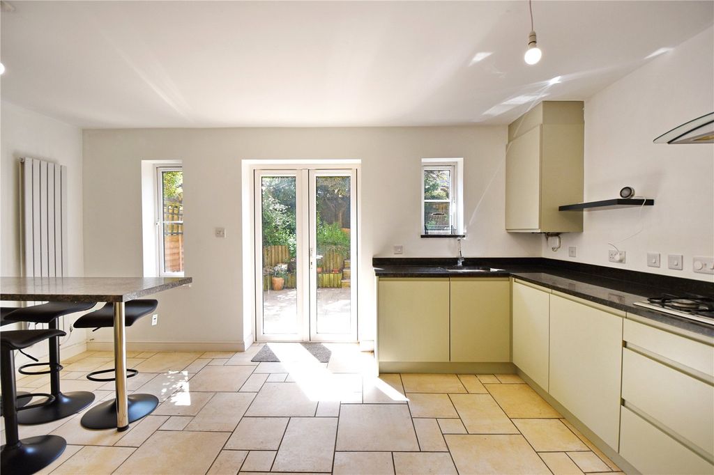 Property photo 3 of 19 Picture No. 03