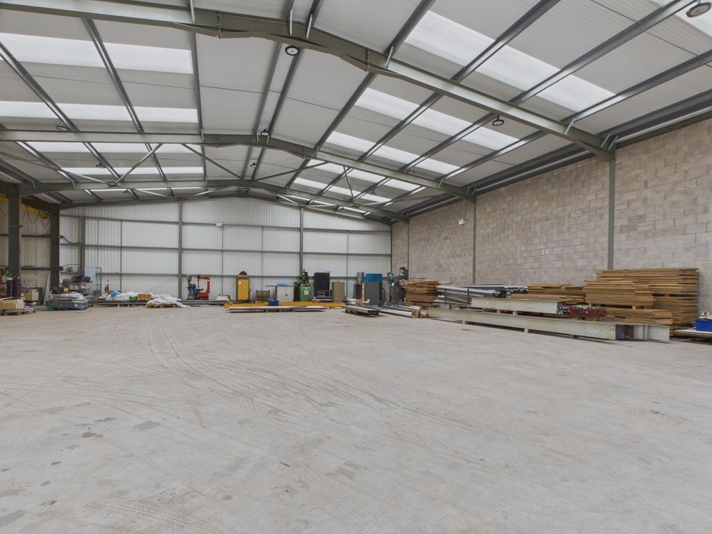 Property photo 2 of 8 Photo 6