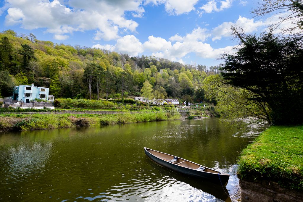 Property photo 2 of 26 Kingfishers-49