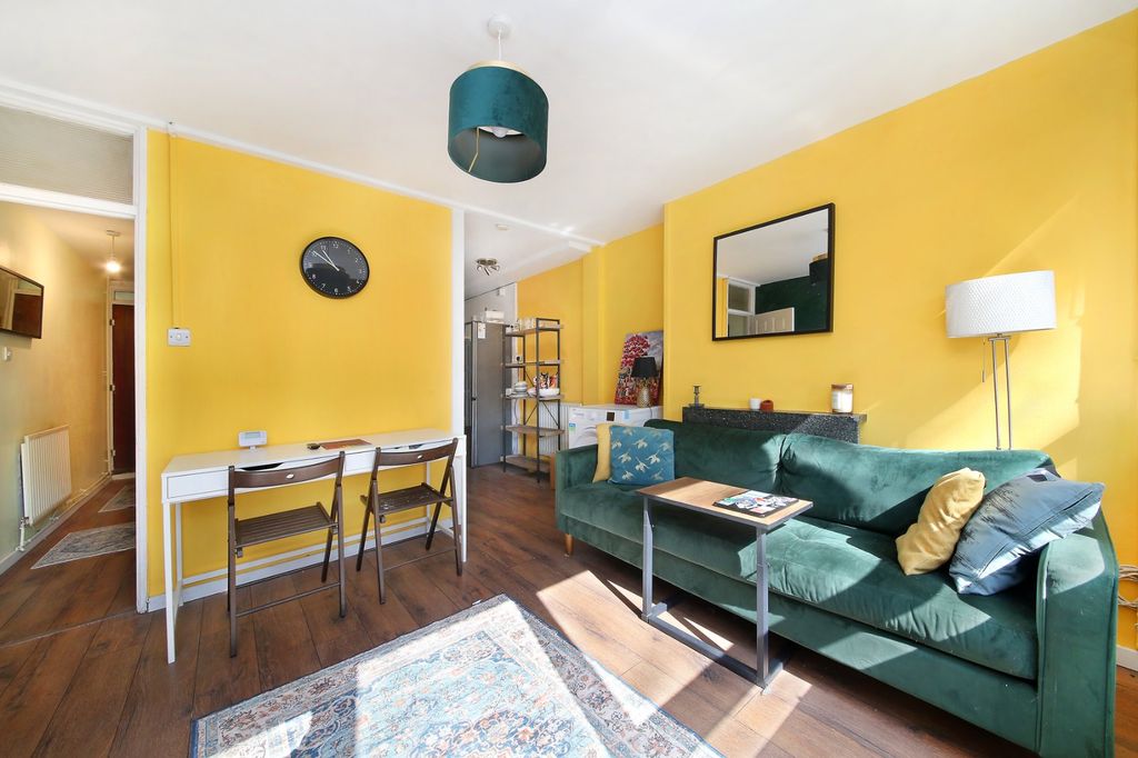 Property photo 2 of 12