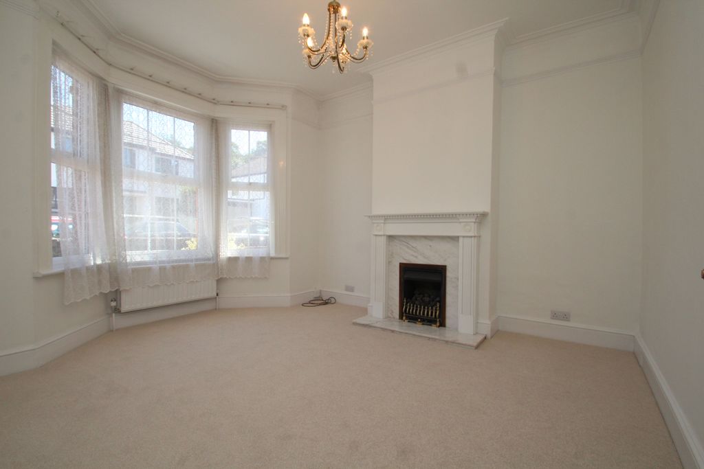 Property photo 3 of 8 Reception Room