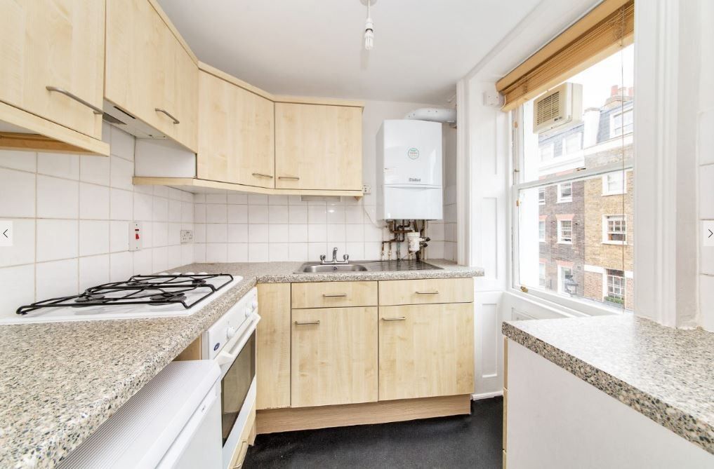 Property photo 2 of 6 Kitchen