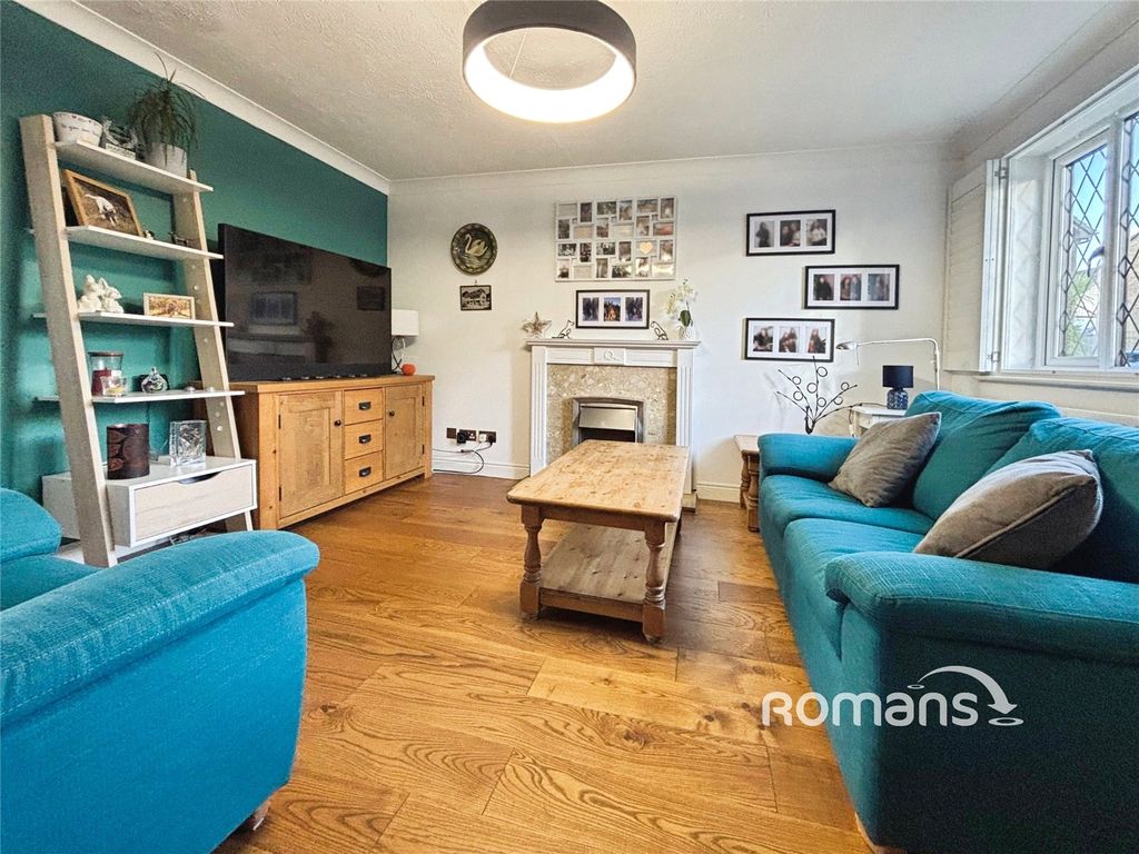 Property photo 2 of 13 Picture No. 02