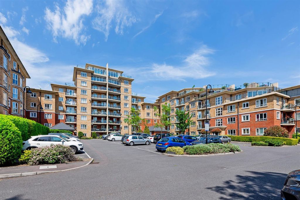 Property photo 2 of 12 43108_Hi_Res (18).Jpg