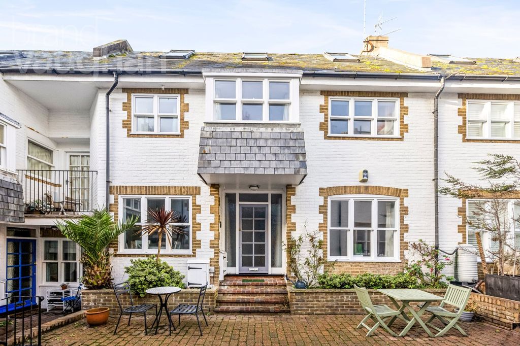 Property photo 1 of 22 Picture No. 20