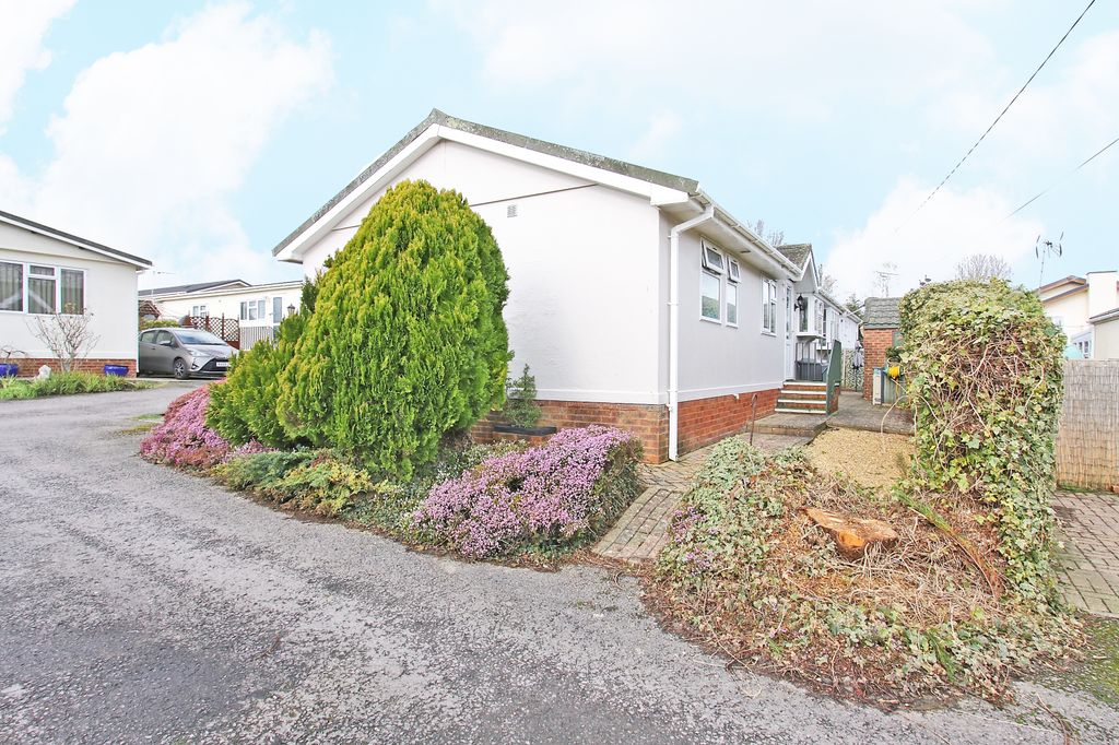 Property photo 3 of 16