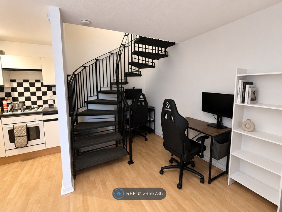 Property photo 2 of 7