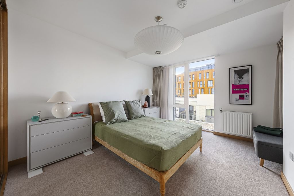 Property photo 3 of 16 094A1149