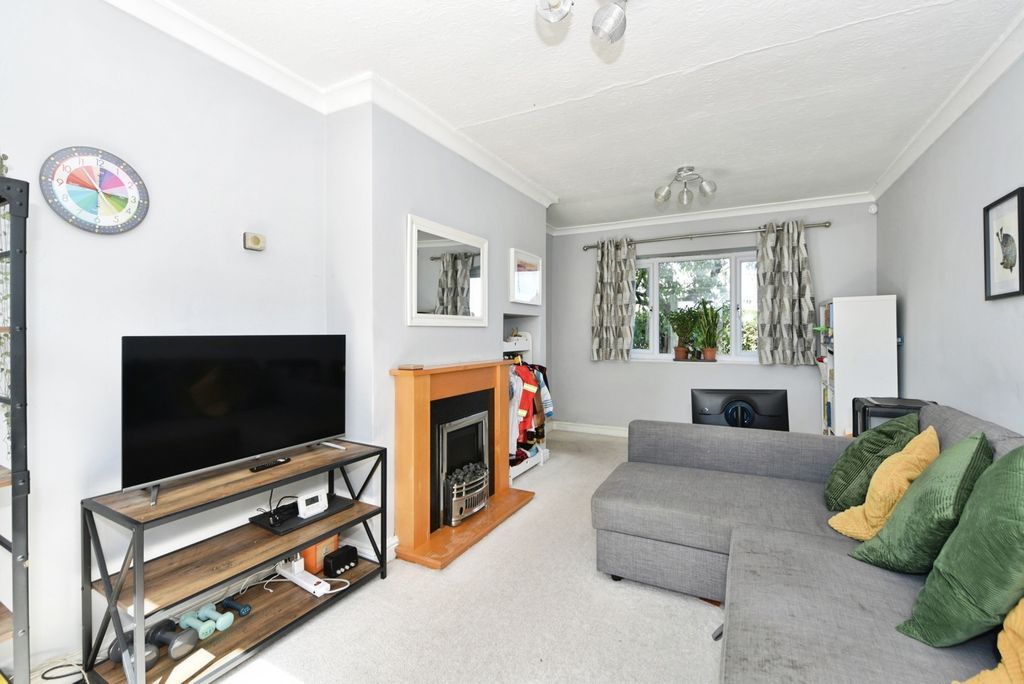 Property photo 3 of 18 Pbox-Img.Jpg
