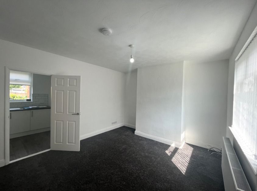 Property photo 3 of 22 5519882